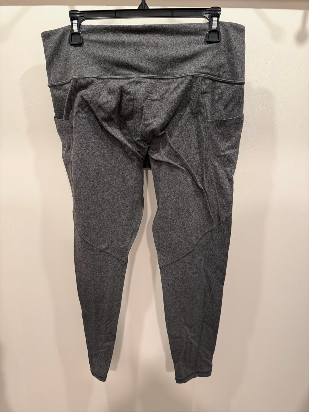 ATHLETA Stash Pocket Salutation Tight Leggings - Picture 4 of 8